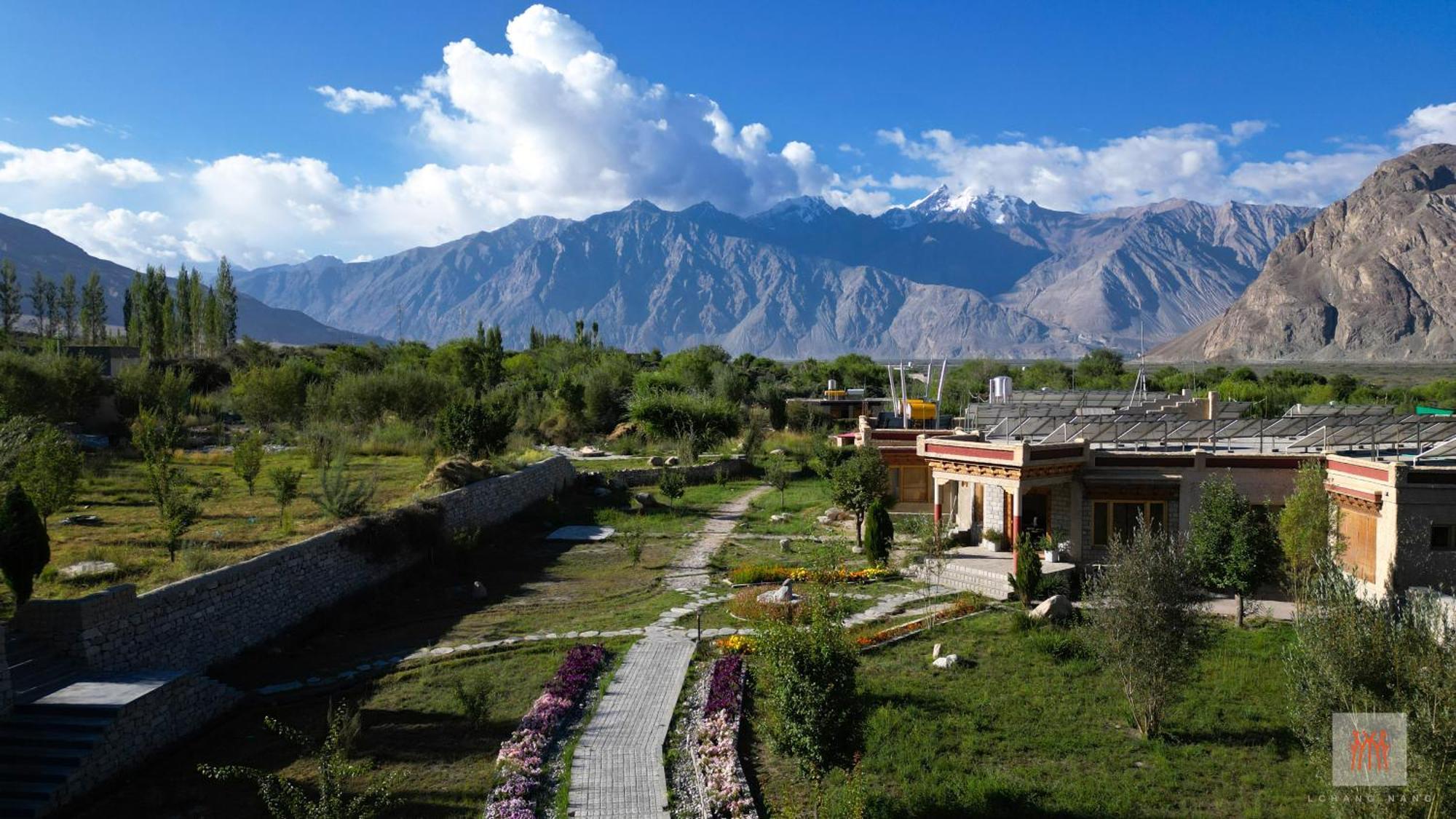 Готель Lchang Nang Retreat-The House Of Trees-Nubra Valley Sumur Екстер'єр фото