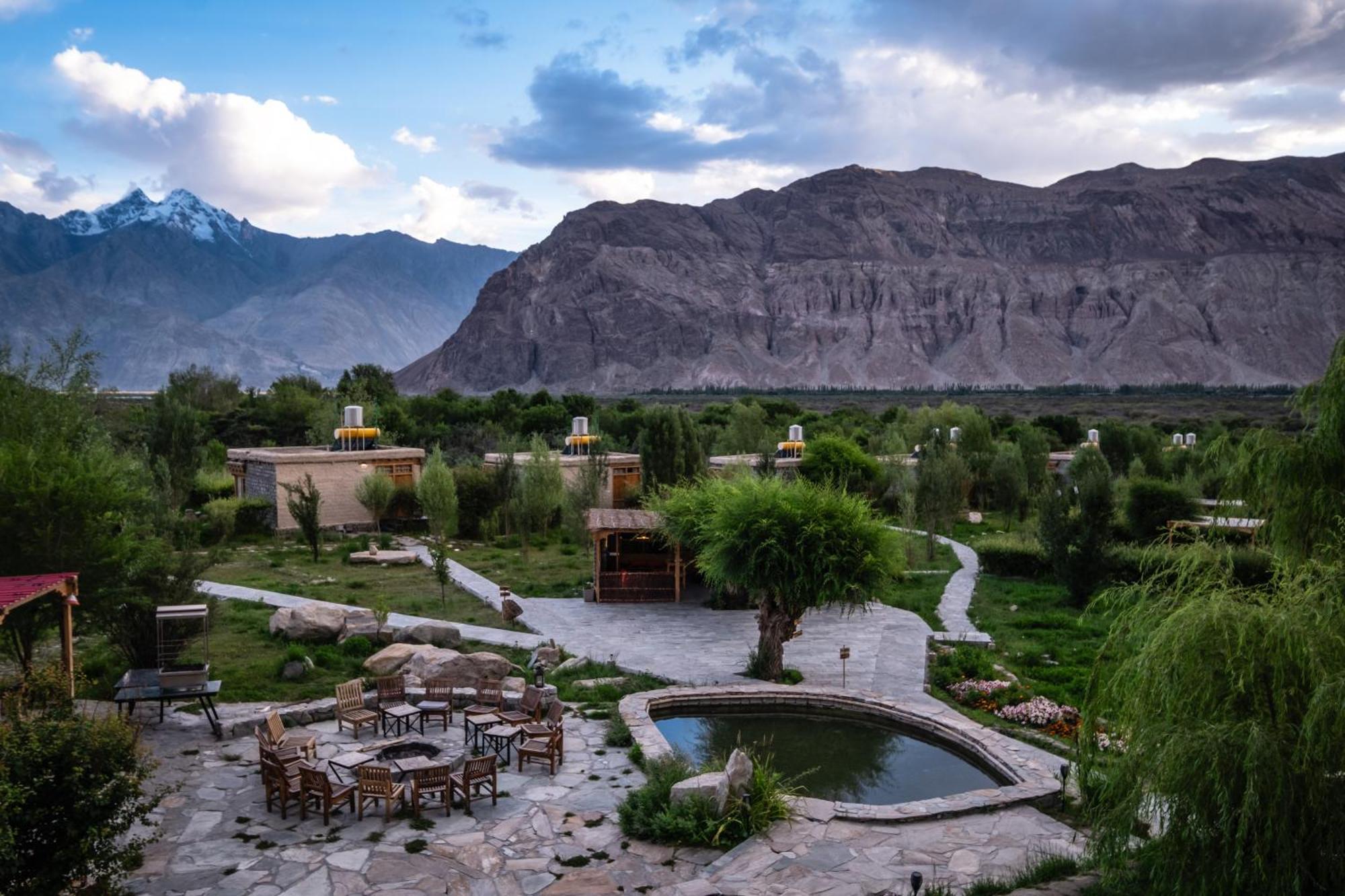 Готель Lchang Nang Retreat-The House Of Trees-Nubra Valley Sumur Екстер'єр фото